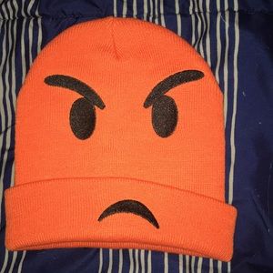 emoji hat